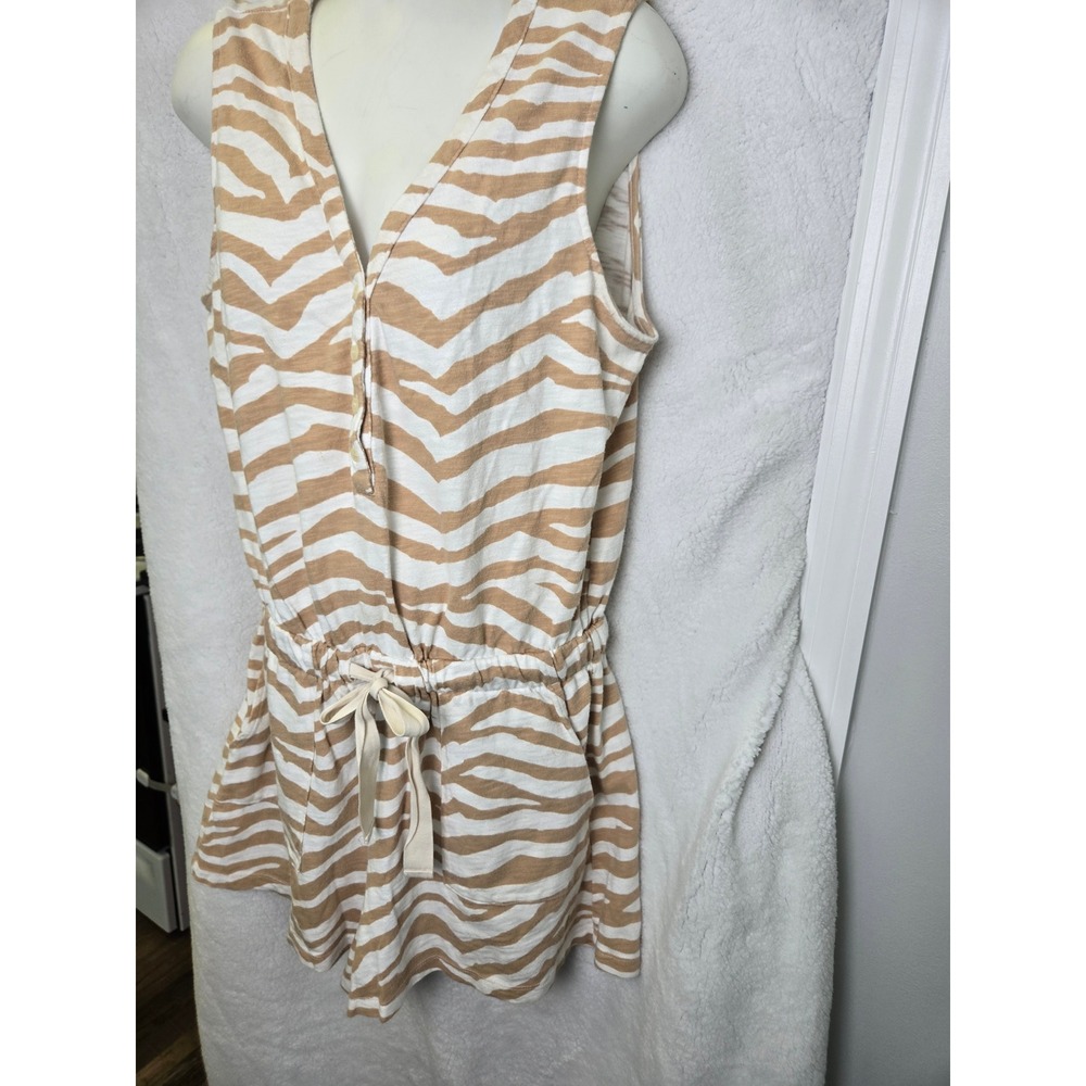 Lou & Grey Tan White Zebra Print Henley Sleeveless Drawstring Romper Pockets